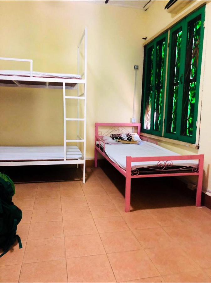 Vernice Backpacker Hostel Вьентьян Экстерьер фото